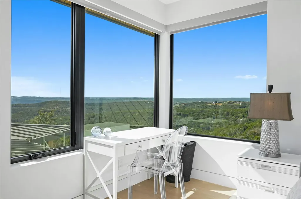 8209 Two Coves Drive Austin TX 78730