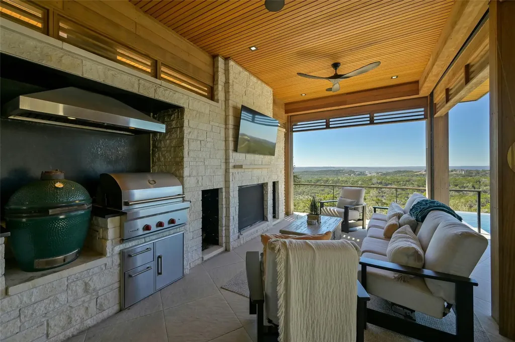 8209 Two Coves Drive Austin TX 78730