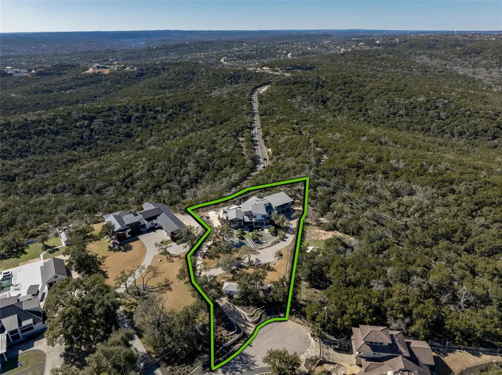 8209 Two Coves Drive Austin TX 78730
