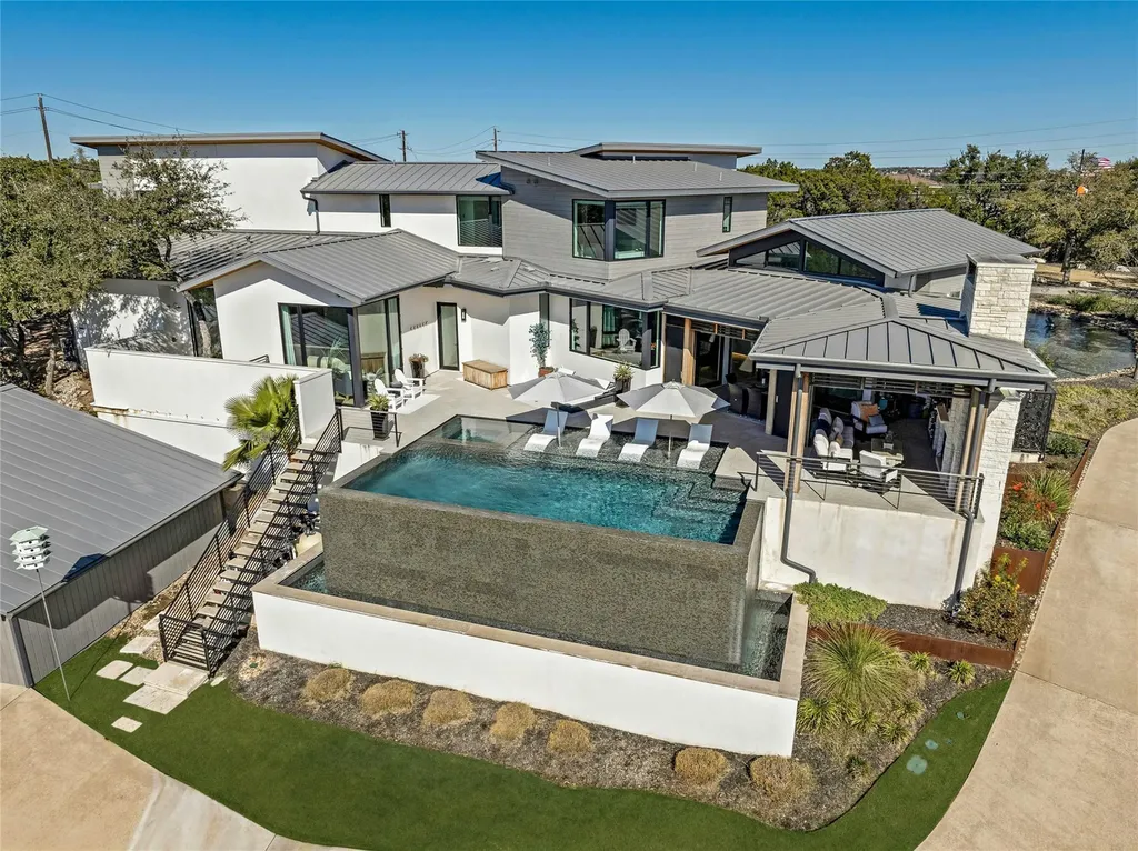 8209 Two Coves Drive Austin TX 78730