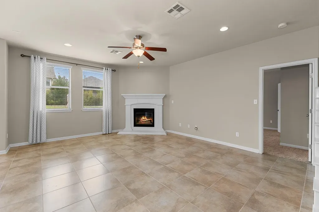 2813 Granite Hill Cove Leander TX 78641