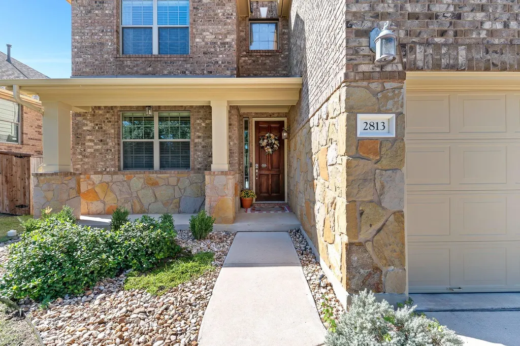 2813 Granite Hill Cove Leander TX 78641