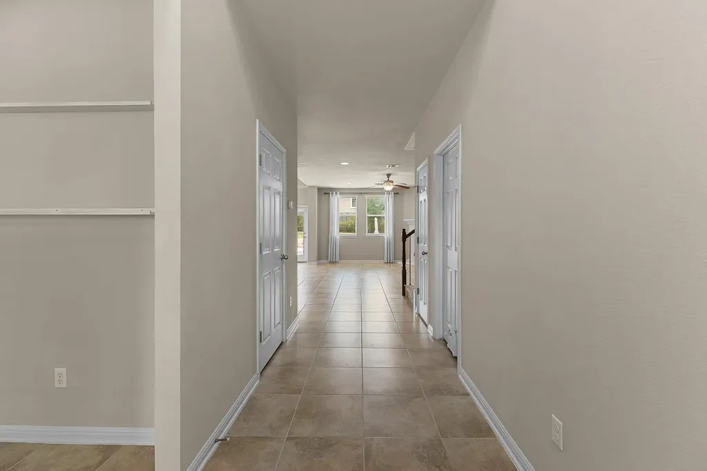 2813 Granite Hill Cove Leander TX 78641