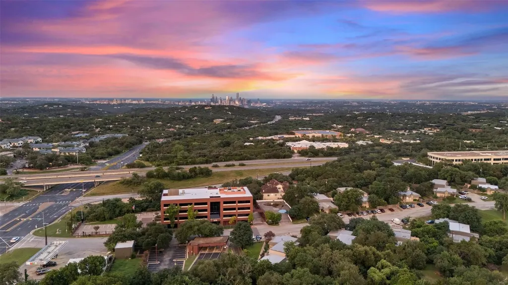 702 Castle Ridge Road Austin TX 78746