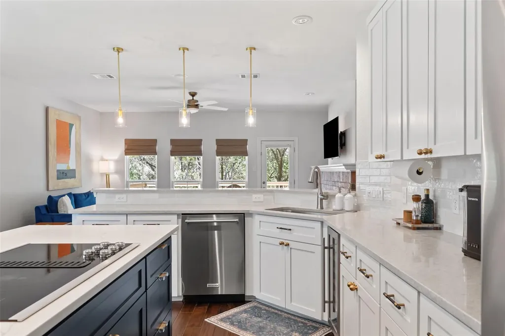 9294 Scenic Bluff Drive Austin TX 78733