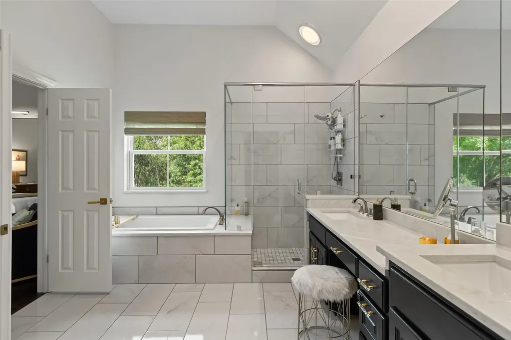 9294 Scenic Bluff Drive Austin TX 78733
