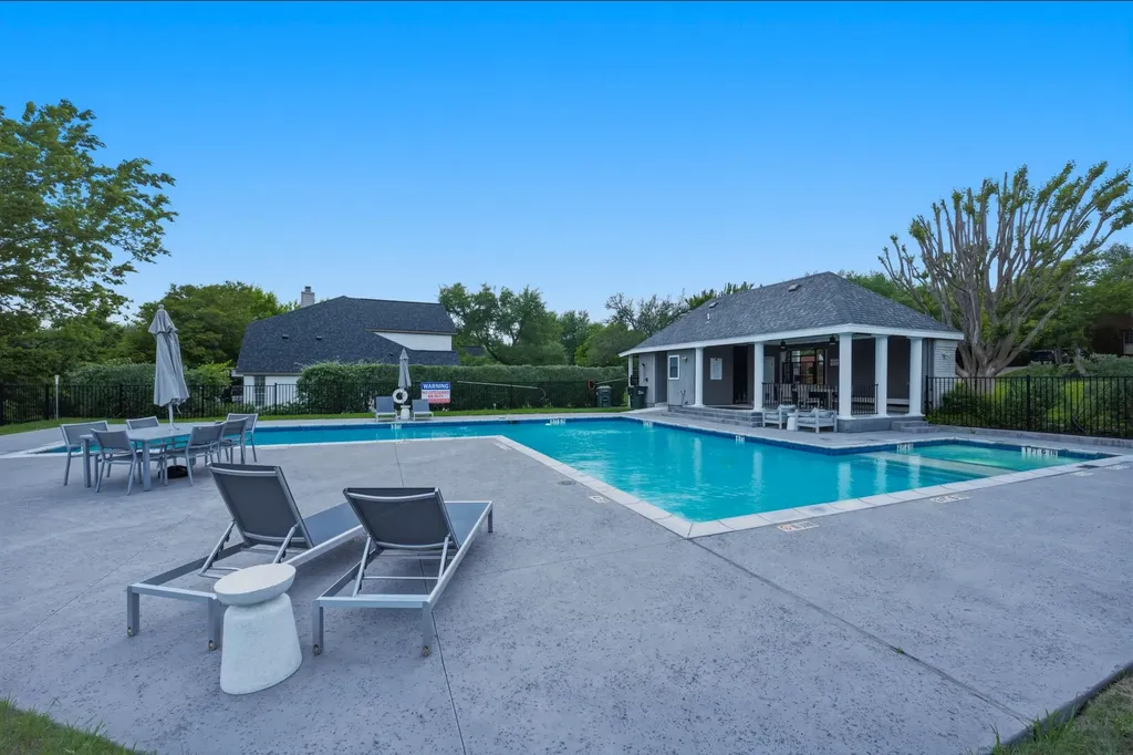 9294 Scenic Bluff Drive Austin TX 78733