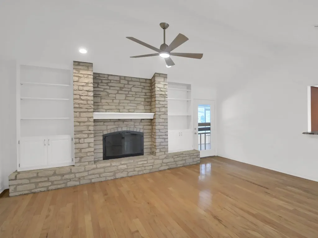 1309 Willow Brook Trail Taylor TX 76574