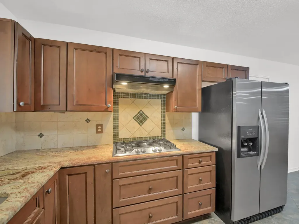 1309 Willow Brook Trail Taylor TX 76574