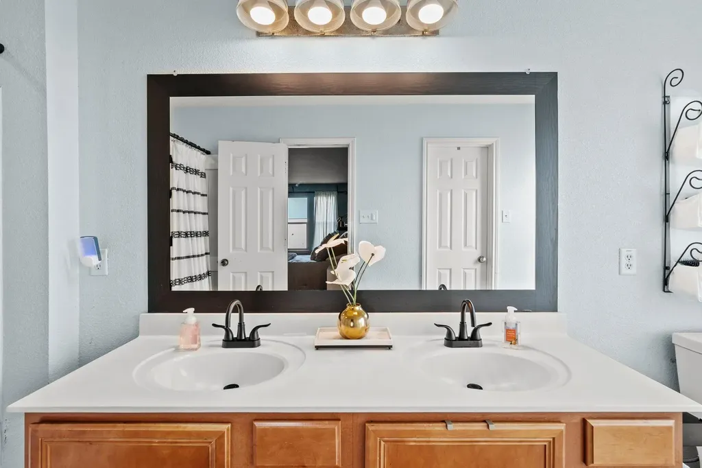 4504 Woodstock Drive Georgetown TX 78633