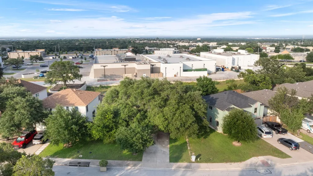 4504 Woodstock Drive Georgetown TX 78633
