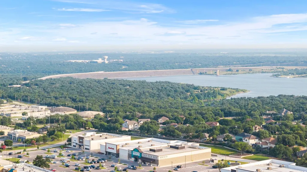 4504 Woodstock Drive Georgetown TX 78633