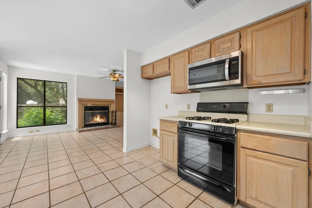 12810 NW Blackfoot Trail Austin TX 78729