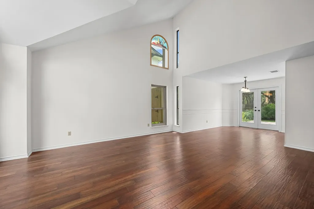12810 NW Blackfoot Trail Austin TX 78729