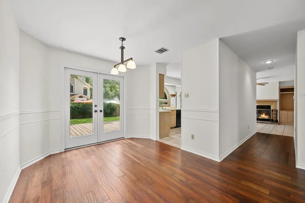 12810 NW Blackfoot Trail Austin TX 78729
