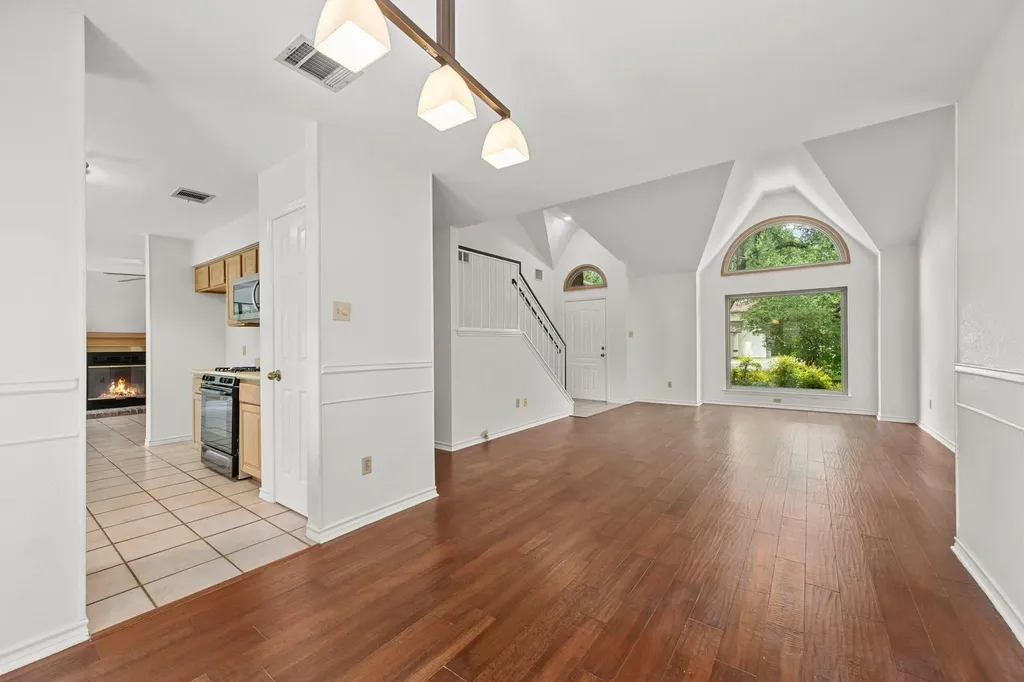 12810 NW Blackfoot Trail Austin TX 78729