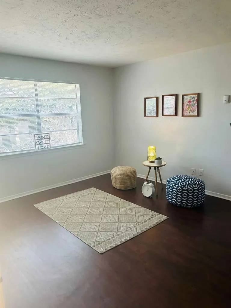 2957 Park Square Drive Irving TX 75060