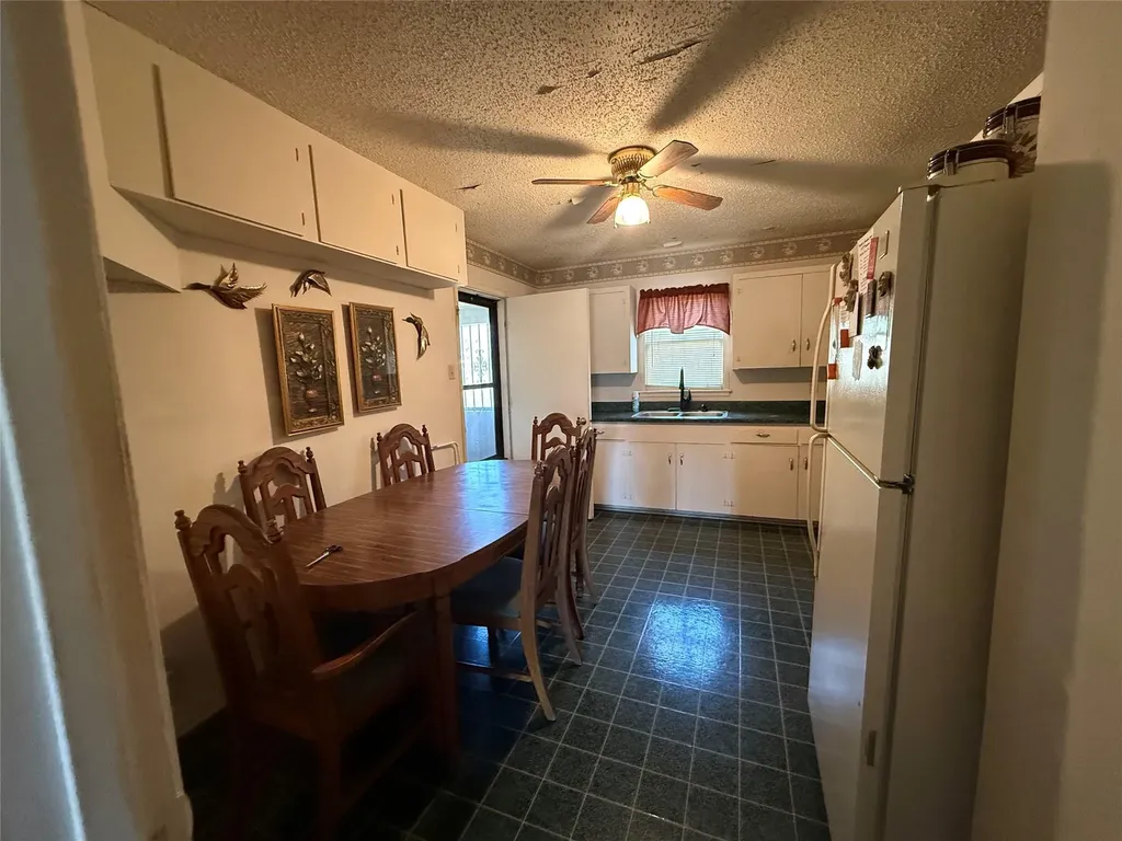 231 Harcourt Avenue San Antonio TX 78223