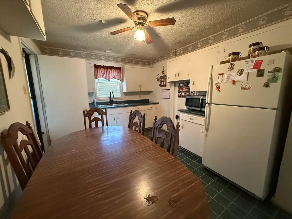 231 Harcourt Avenue San Antonio TX 78223