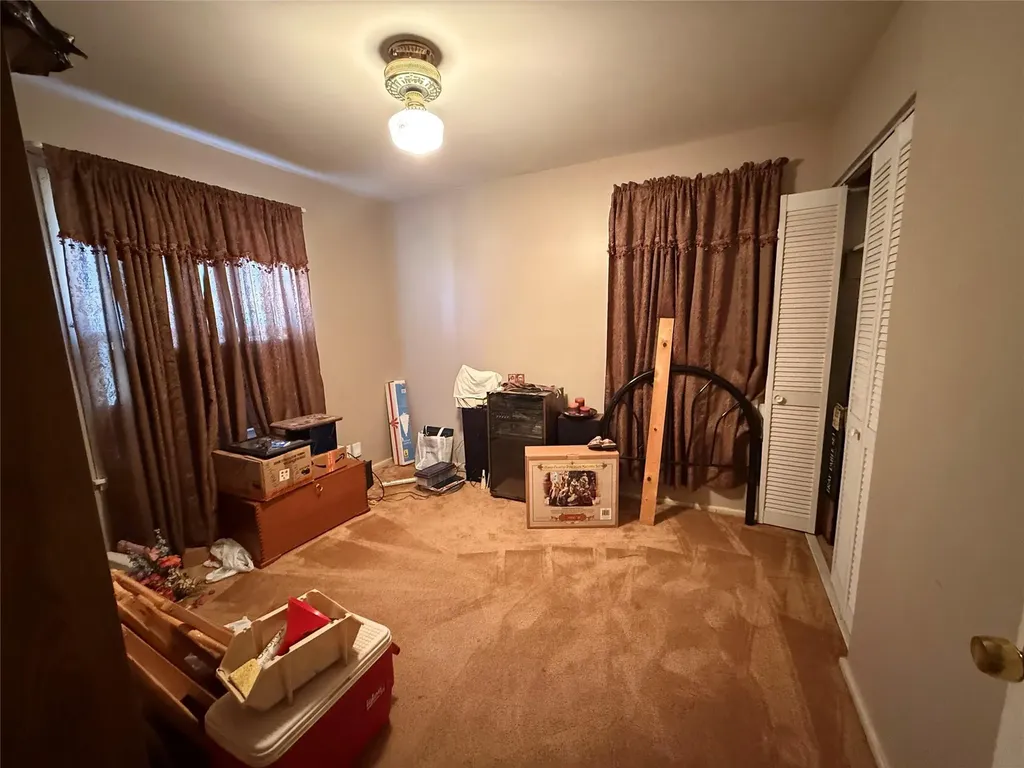 231 Harcourt Avenue San Antonio TX 78223
