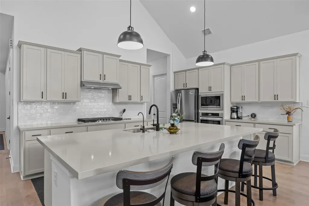 388 Washington Drive Kyle TX 78640