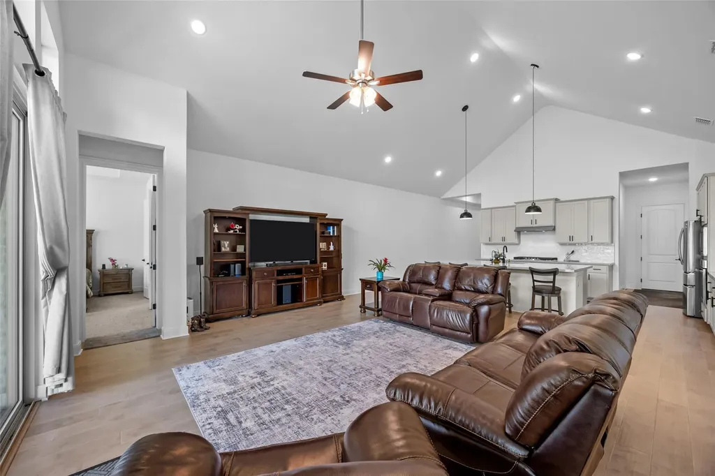 388 Washington Drive Kyle TX 78640