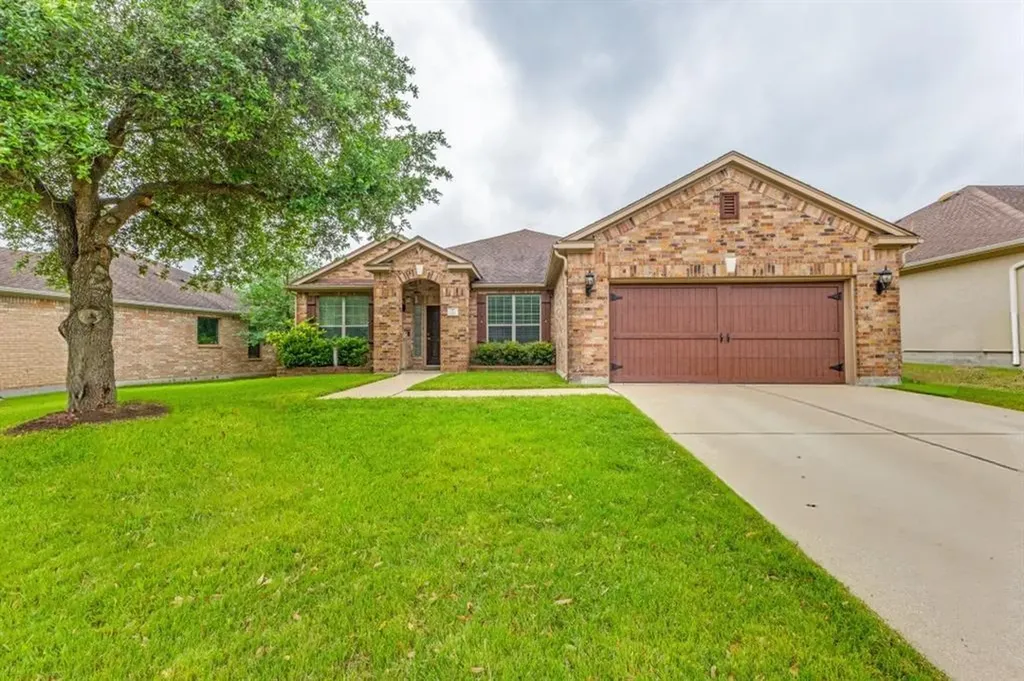 329 Island Oak Drive Austin TX 78748