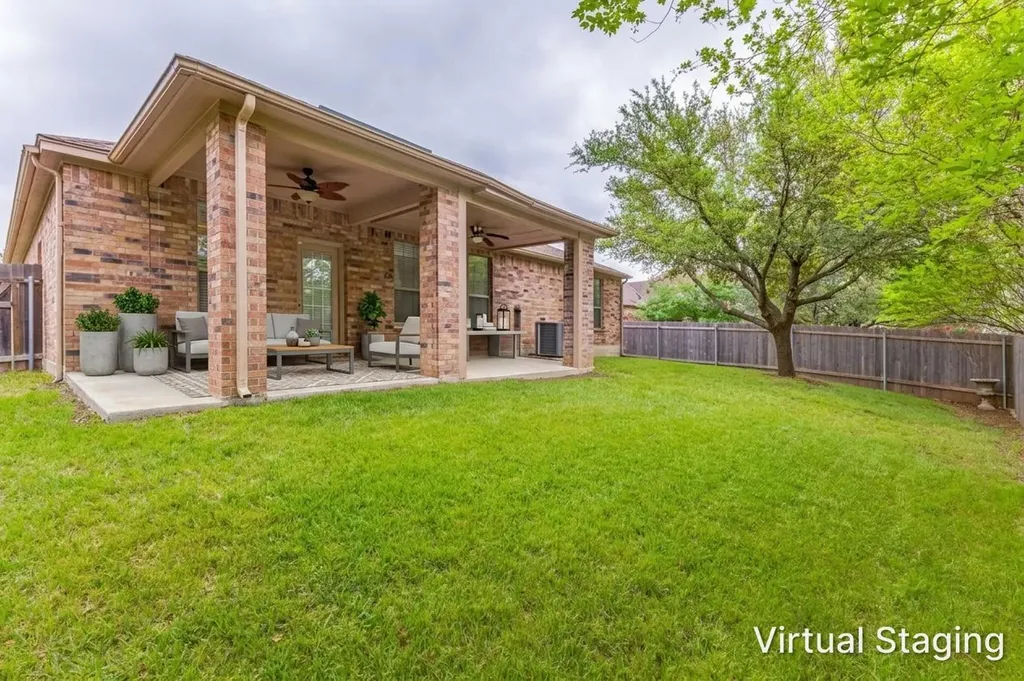 329 Island Oak Drive Austin TX 78748