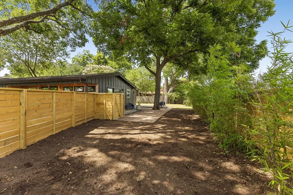 3201 Bengston Street Austin TX 78702
