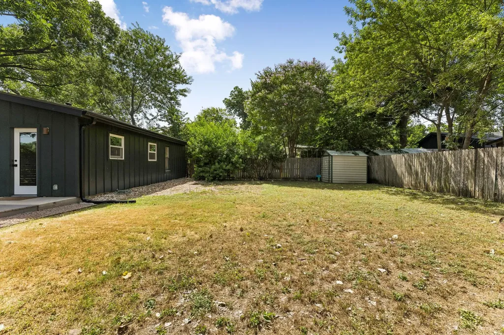 3201 Bengston Street Austin TX 78702