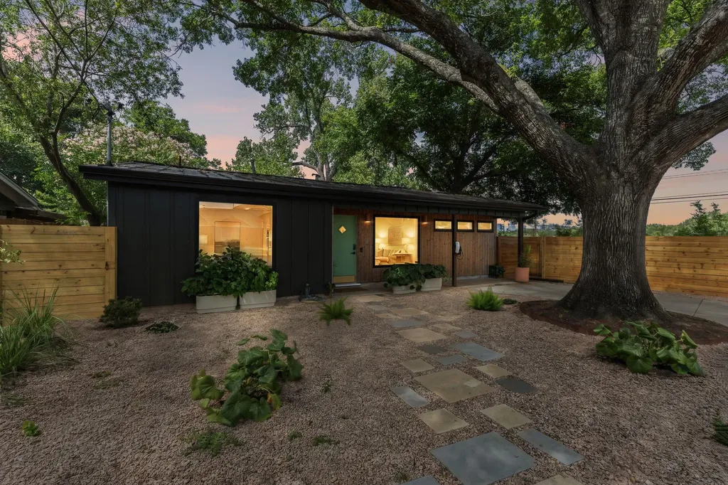 3201 Bengston Street Austin TX 78702