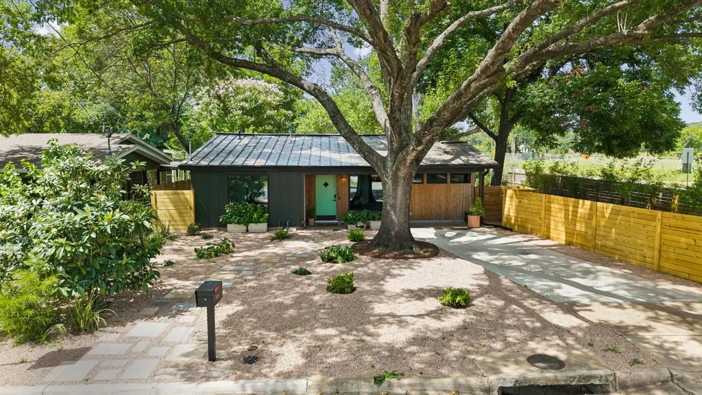 3201 Bengston Street Austin TX 78702