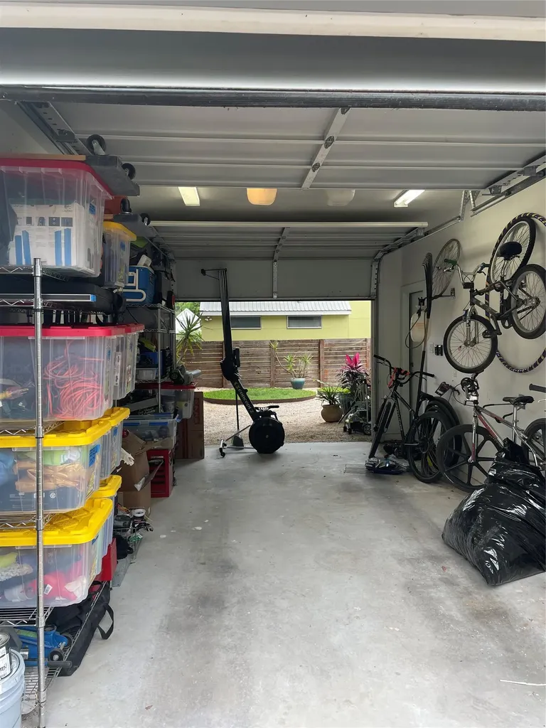 2112 Haskell Street Austin TX 78702