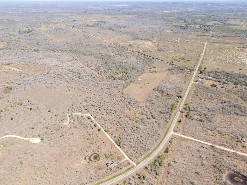 000 Fm 2814 Waelder TX 78959