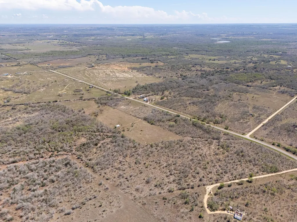 000 Fm 2814 Waelder TX 78959