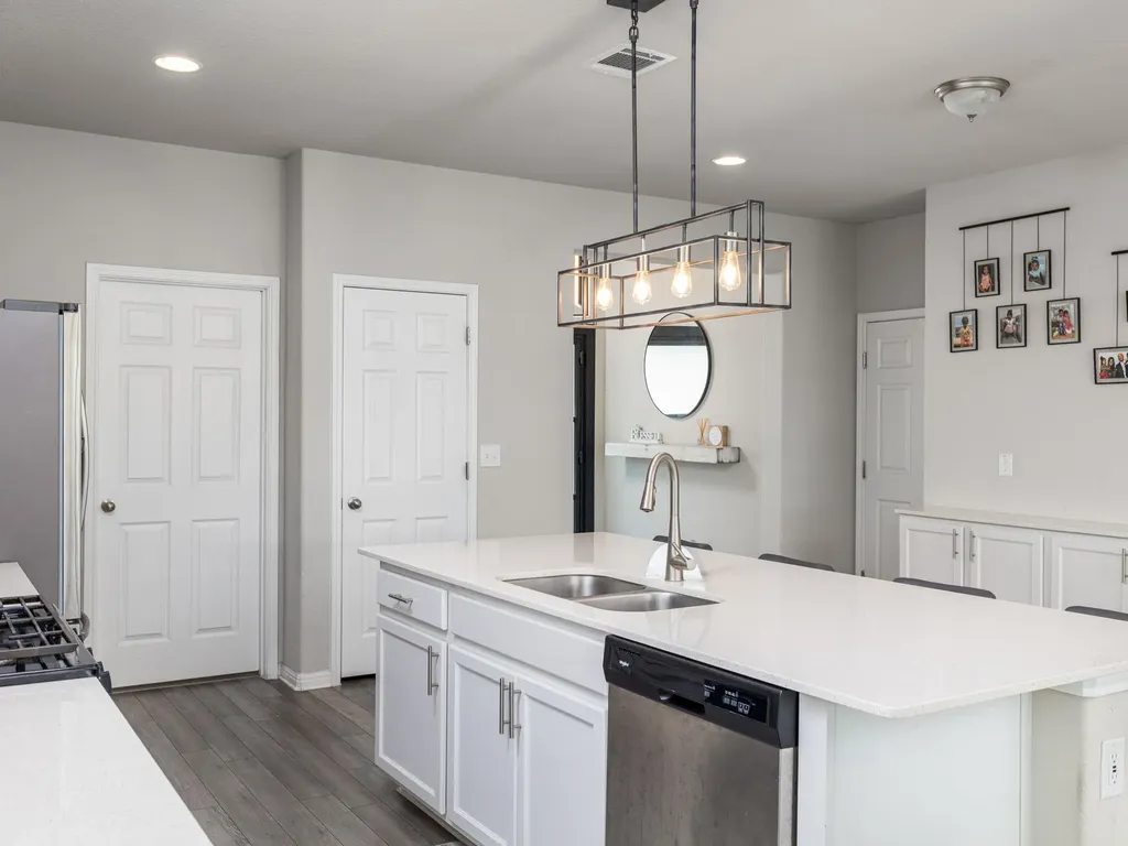 453 Arrowhead Vine Street Leander TX 78641
