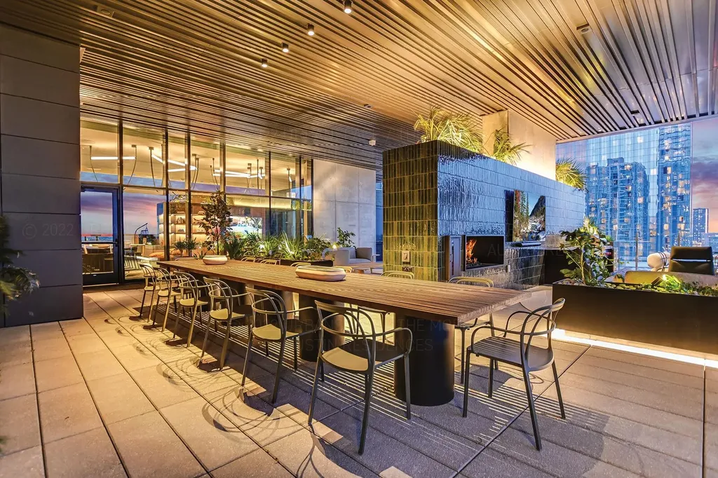 610 Davis Street Austin TX 78701
