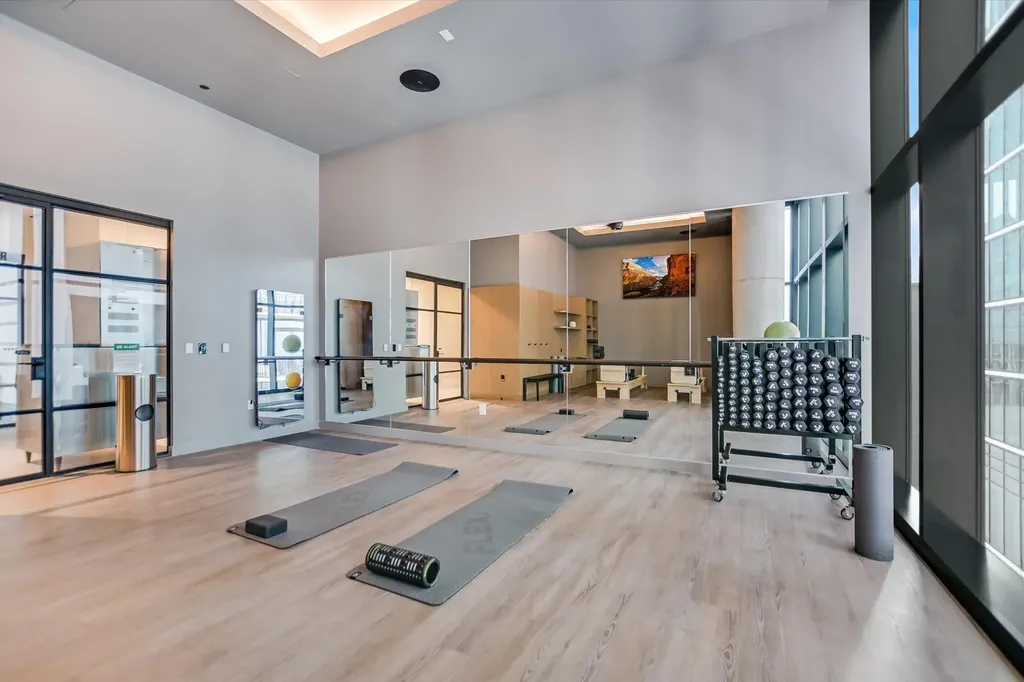 610 Davis Street Austin TX 78701