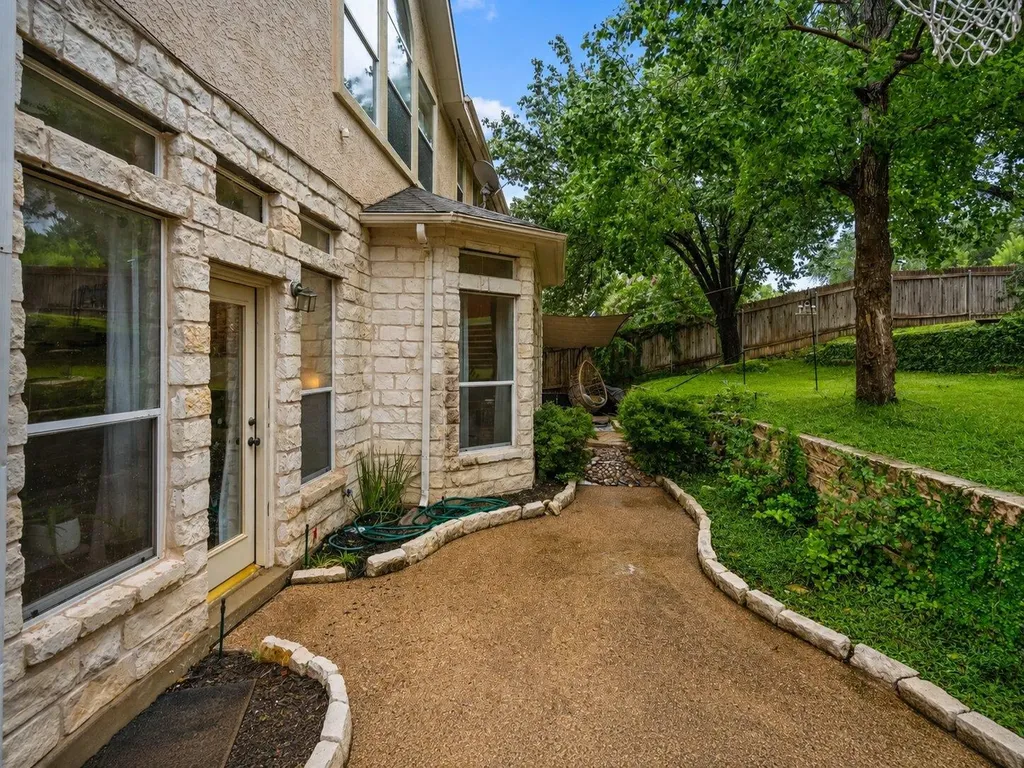 12113 Portobella Drive Austin TX 78732
