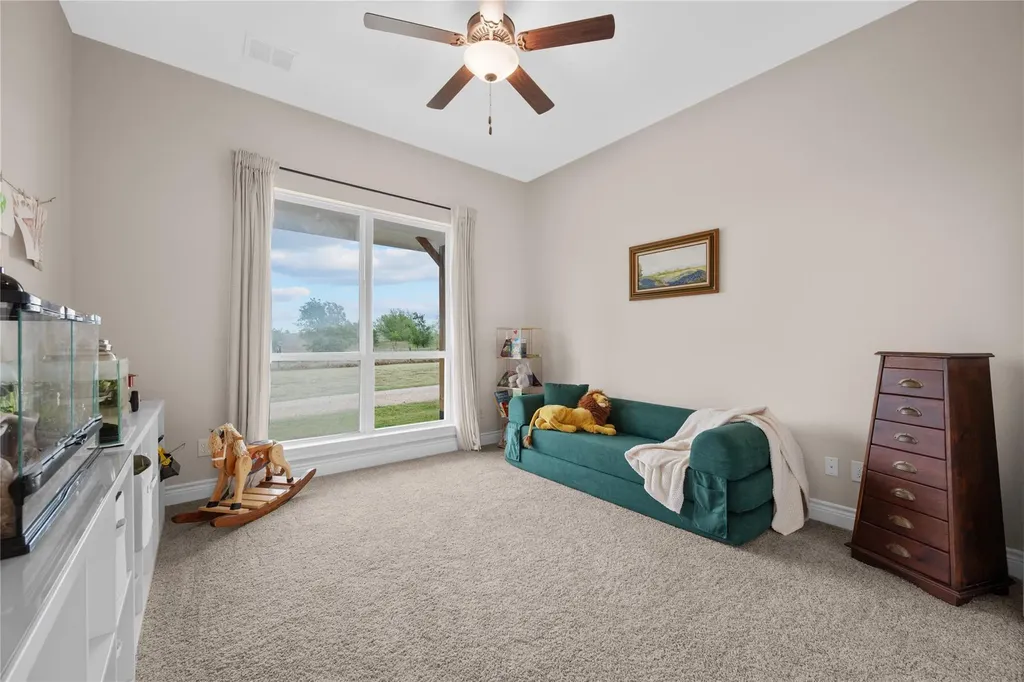 1854 County Road 464 Elgin TX 78621