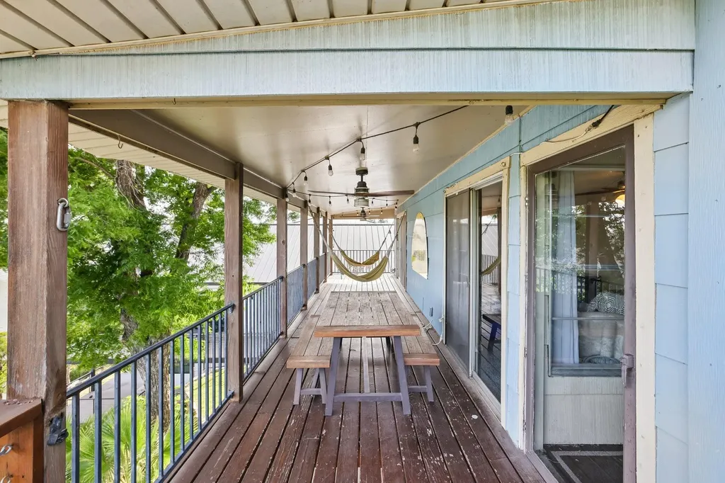 2516 Circle Drive Marble Falls TX 78654