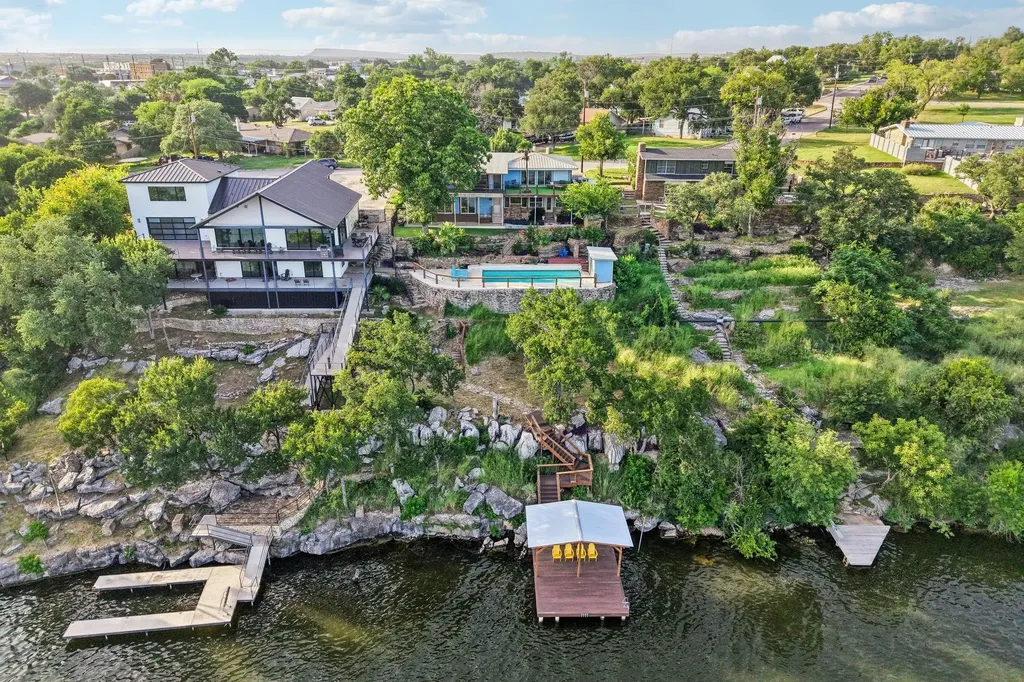 2516 Circle Drive Marble Falls TX 78654