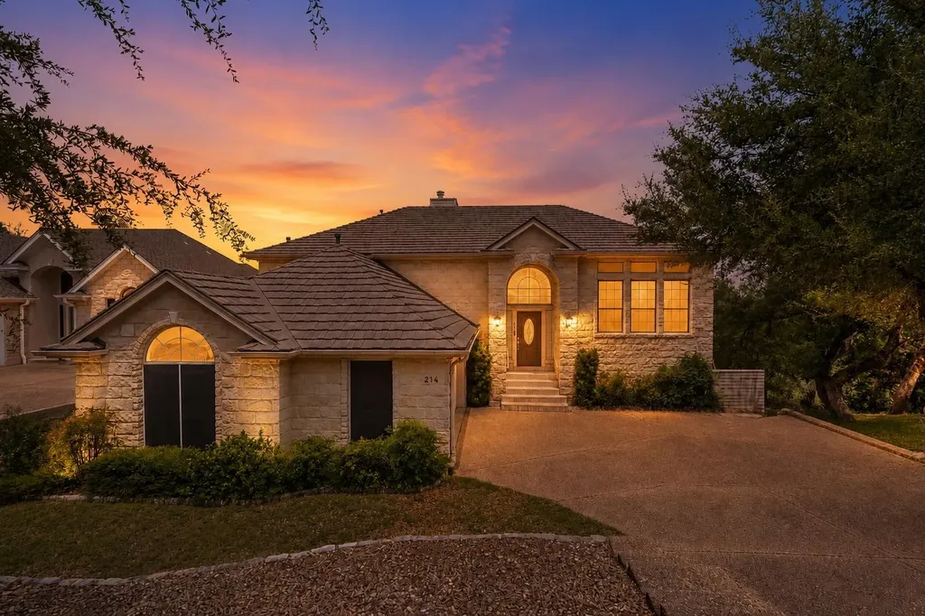 214 Golf Crest Lane Lakeway TX 78734