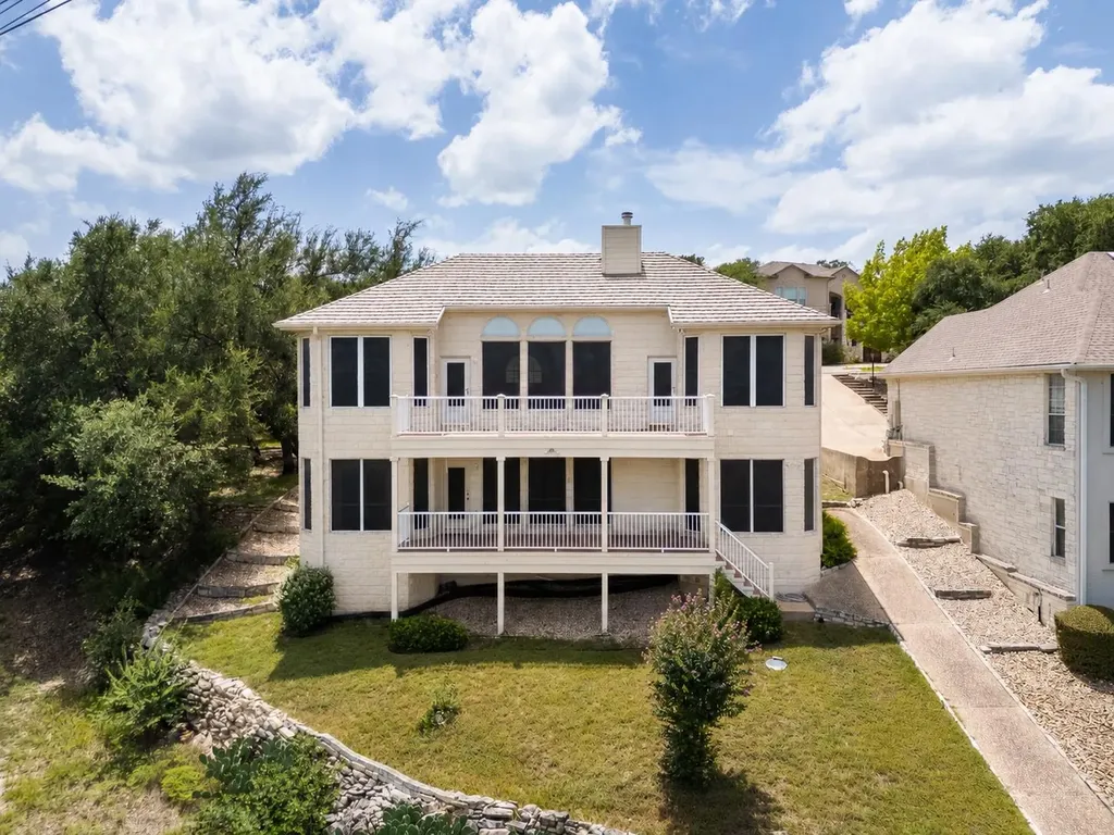 214 Golf Crest Lane Lakeway TX 78734