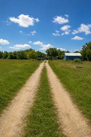 3951 Fm 970 Florence TX 76527