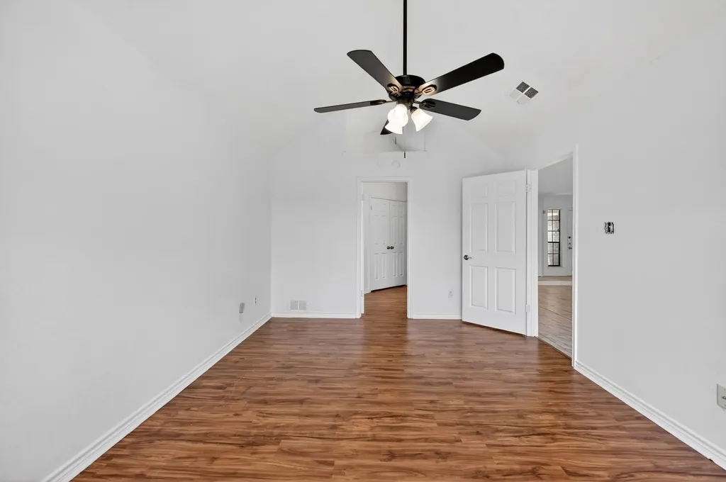 1222 Ivybridge Drive Pflugerville TX 78660
