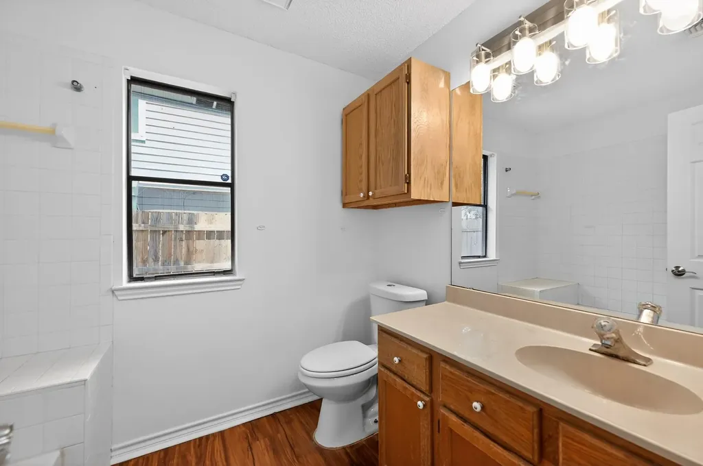 1222 Ivybridge Drive Pflugerville TX 78660