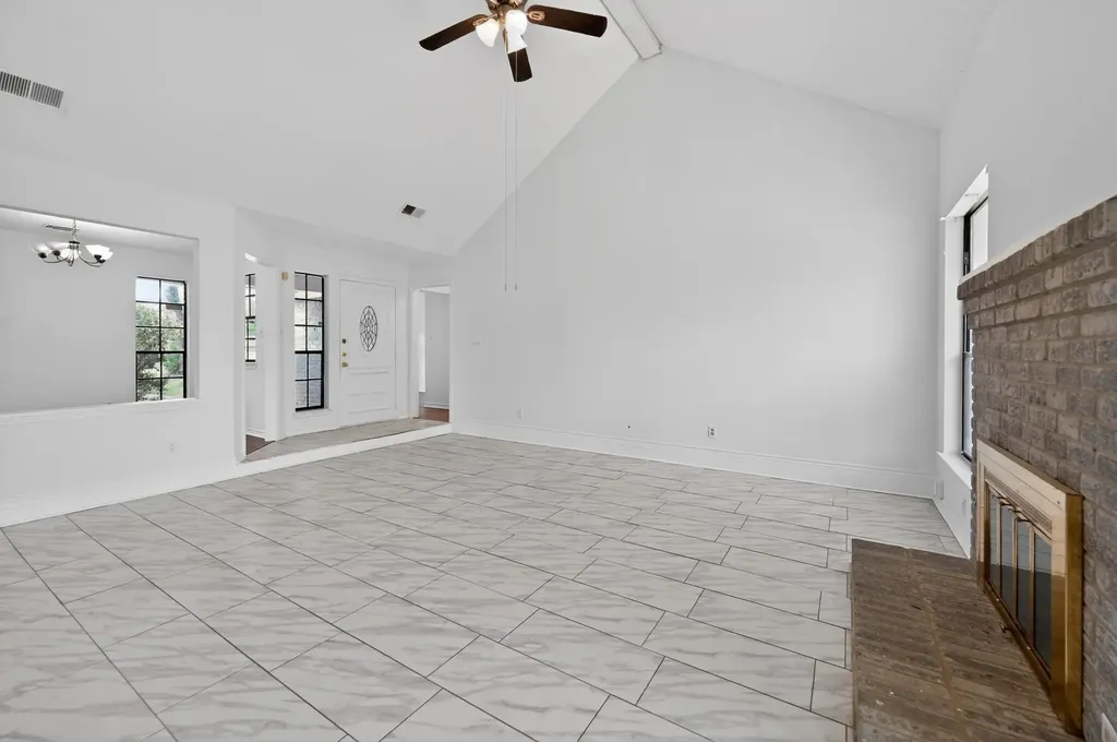 1222 Ivybridge Drive Pflugerville TX 78660