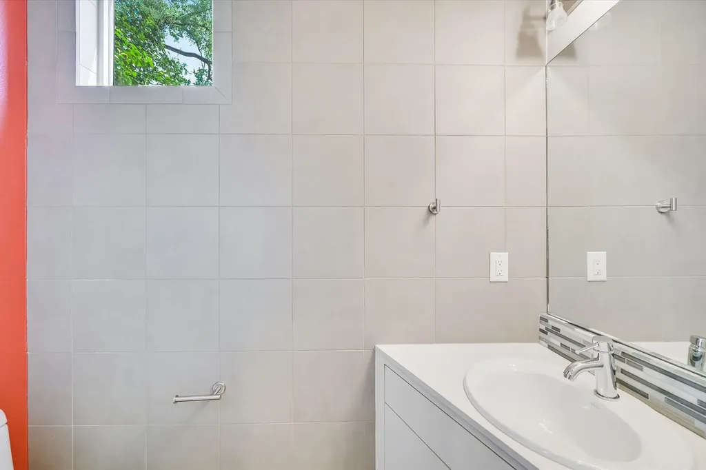 2822 Wooldridge Drive Austin TX 78703