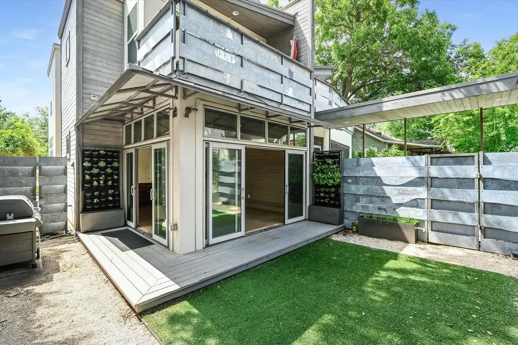 2822 Wooldridge Drive Austin TX 78703